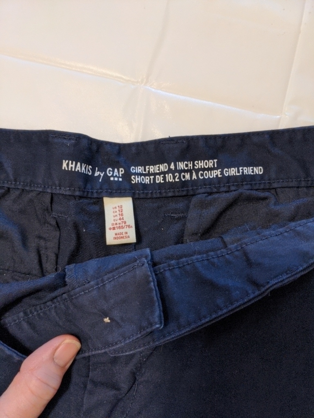 Vtg Gap Women 12 Blue Kackis By GAP Girlfriend Shorts Cuffs Pockets Soft - Picture 2 of 6